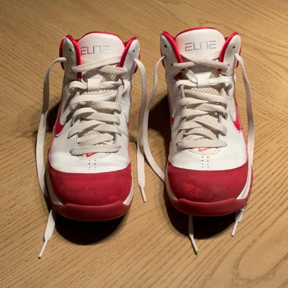 Nike Elite High Top Red and White Sneakers